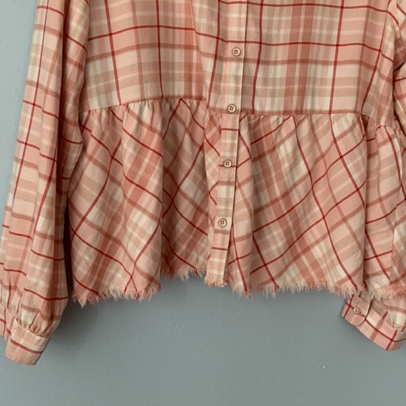Carve Designs • Pink Red White Plaid Peplum Button Down Raw Edge Top Size XL - Picture 5 of 11